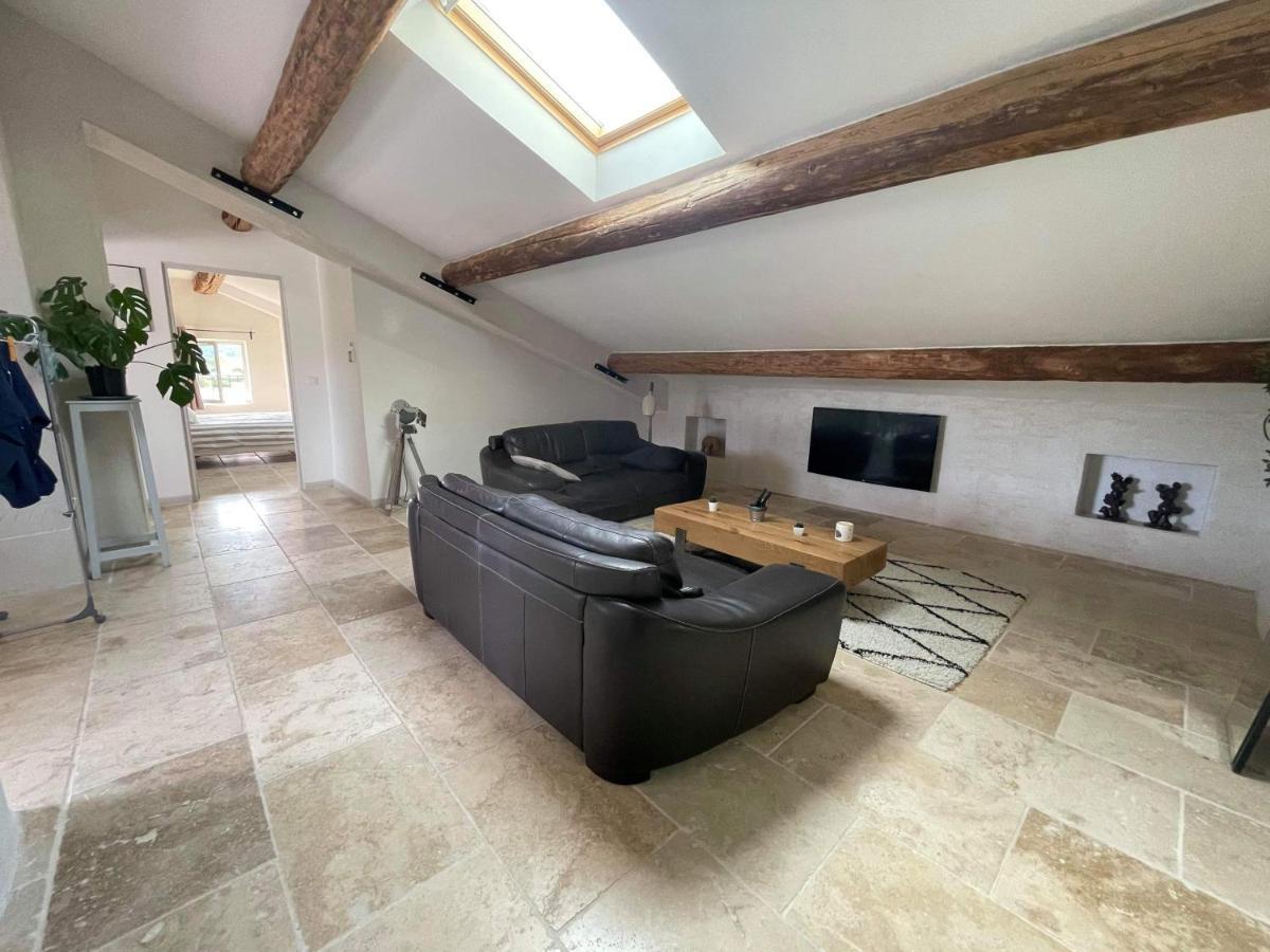 Appartement De Charme Sud Luberon Classe 4 Etoiles Puyvert Exteriör bild